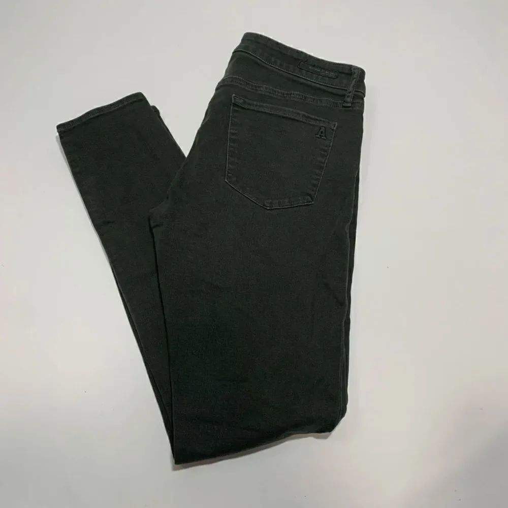 Article Of Society Women's Jeans Skinny Mid-Rise Stretch Black Dark Wash Size 29